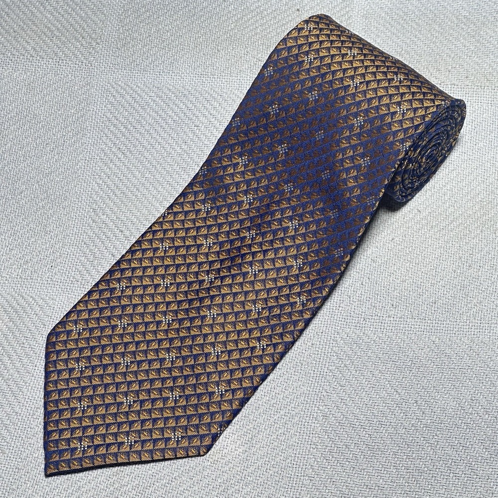 Vintage Gucci Copper Navy Geometric Luxury Hand Made Silk Tie Made In‎ Italy